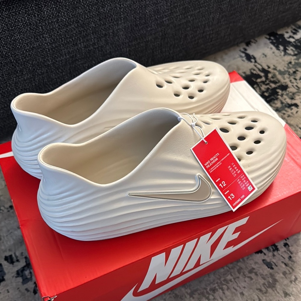 Nike Reactx Rejuven8 - Brand New